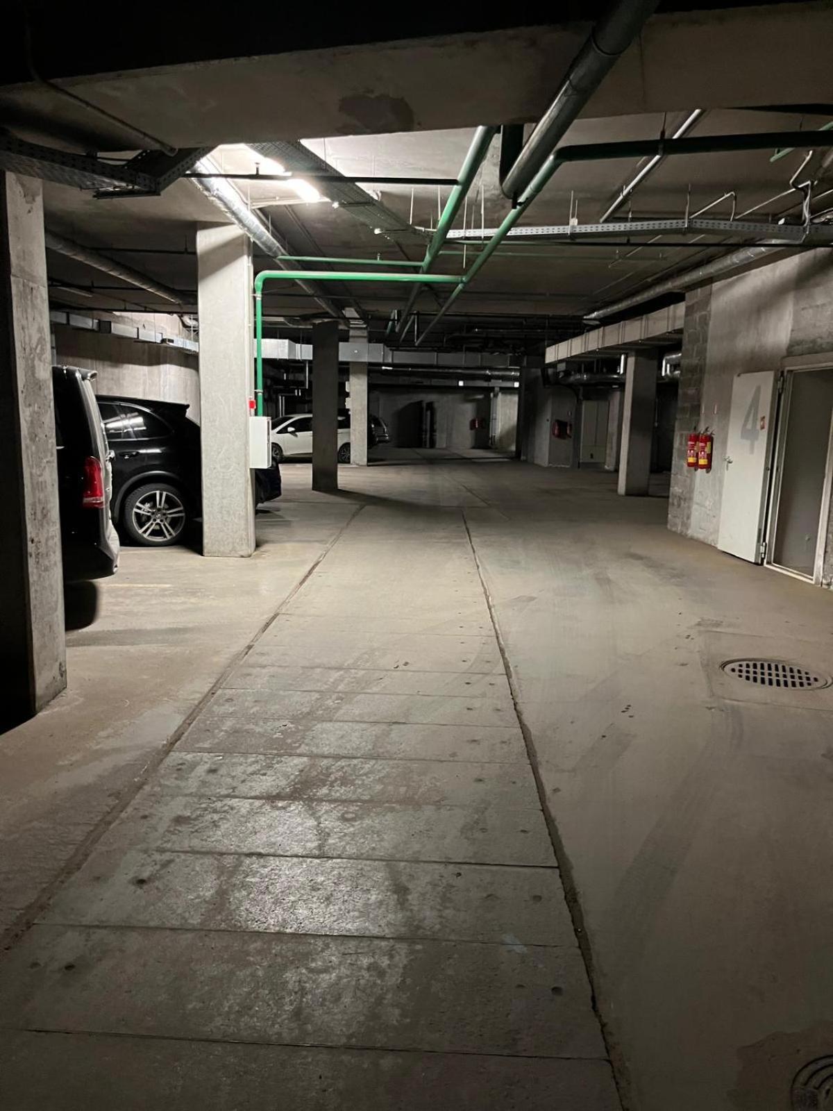 Cozy Apartmant In Oldtown & Free Underground Parking 里加